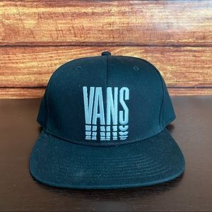 Vans black and white logo hat